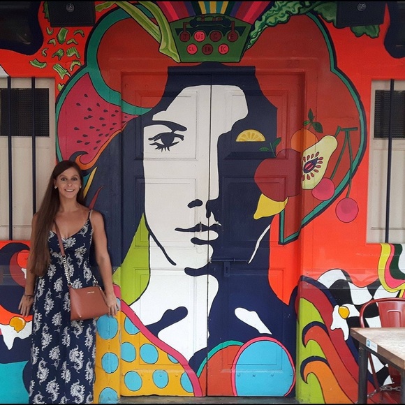 Meet your Posher, Ashley - Picture 1 of 1